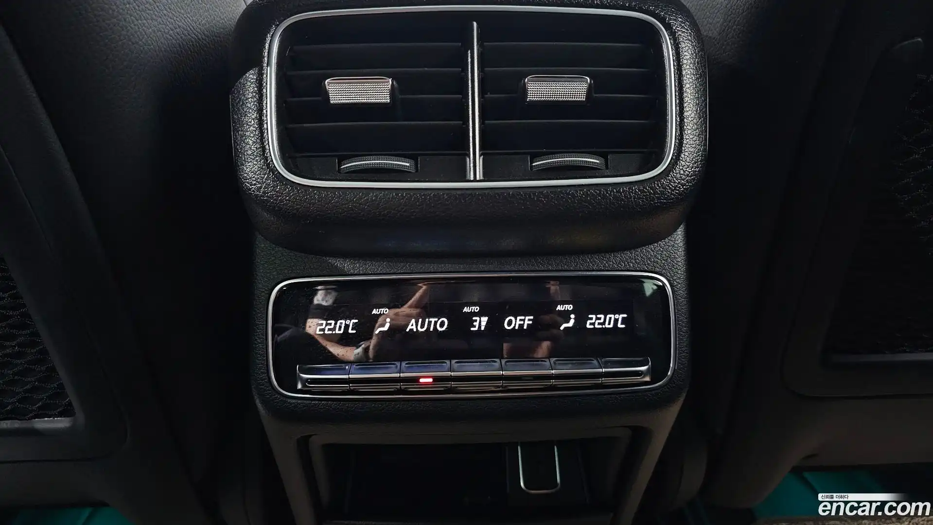 GLE-Class Mercedes-Benz 2022.3-OPTION-047
