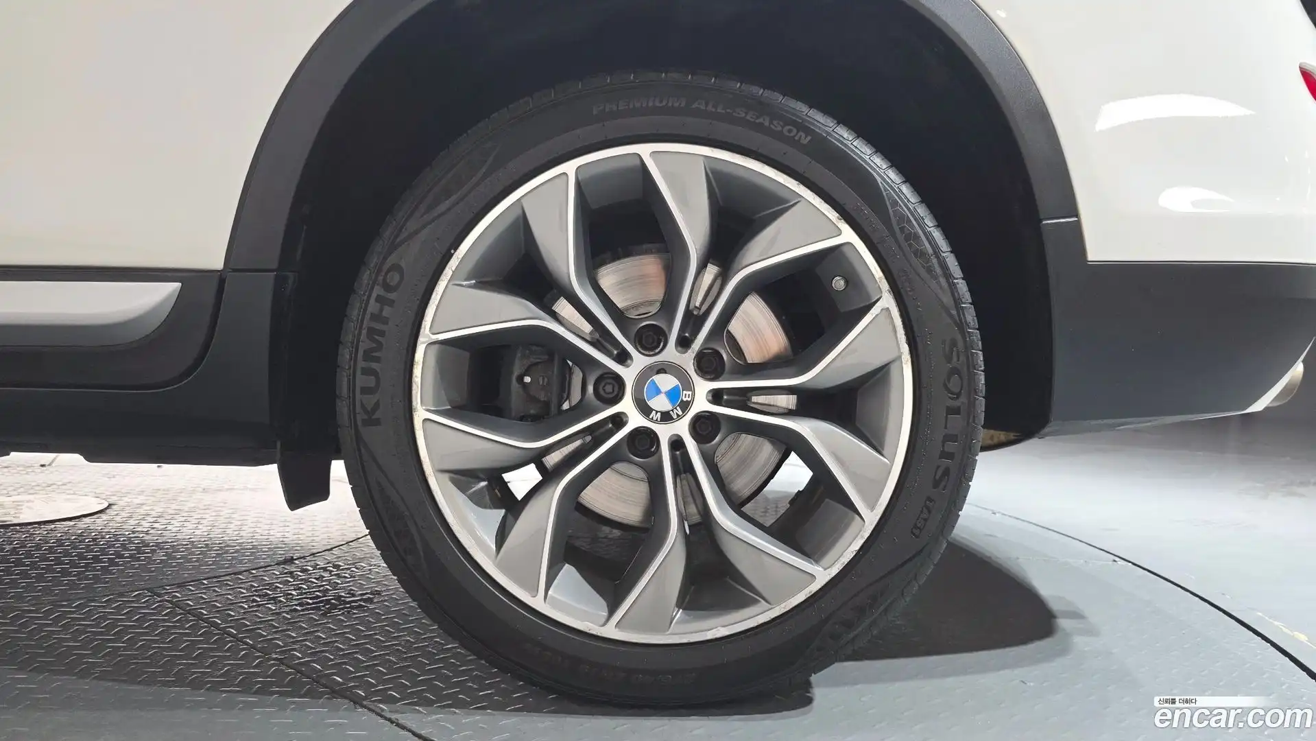 X3 BMW 2015.2-OUTER-031