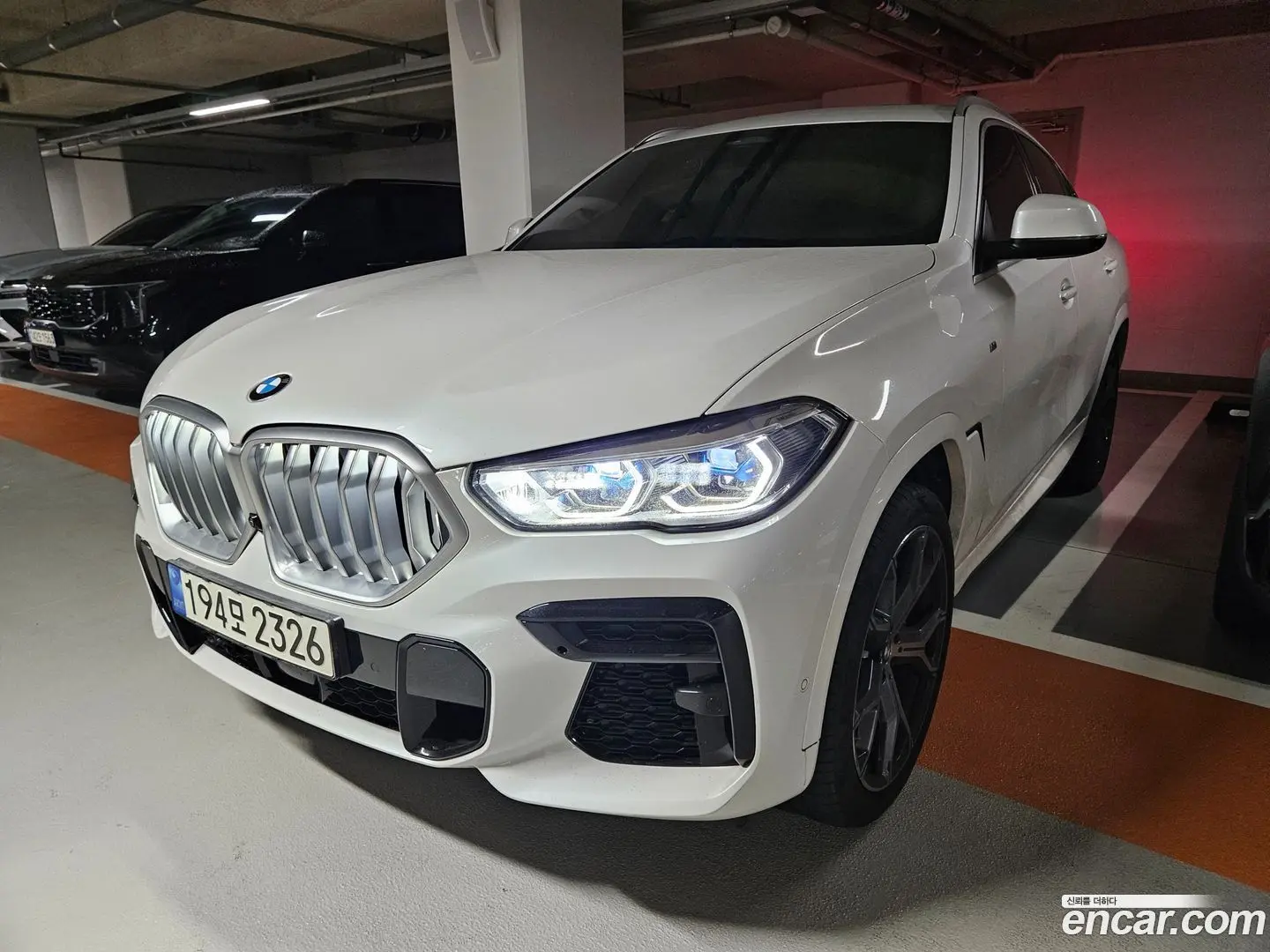 Main__Slider__Photo:X6 BMW 2022.11-0