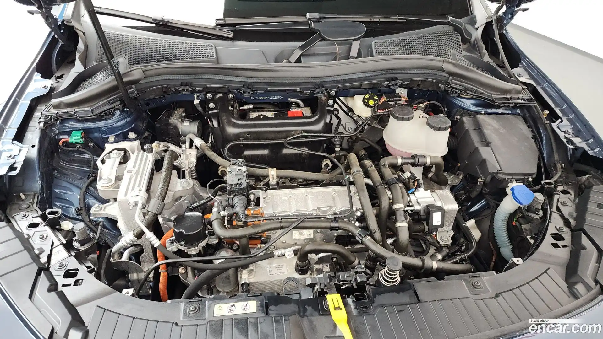 EQA Mercedes-Benz 2021.11-OUTER-006