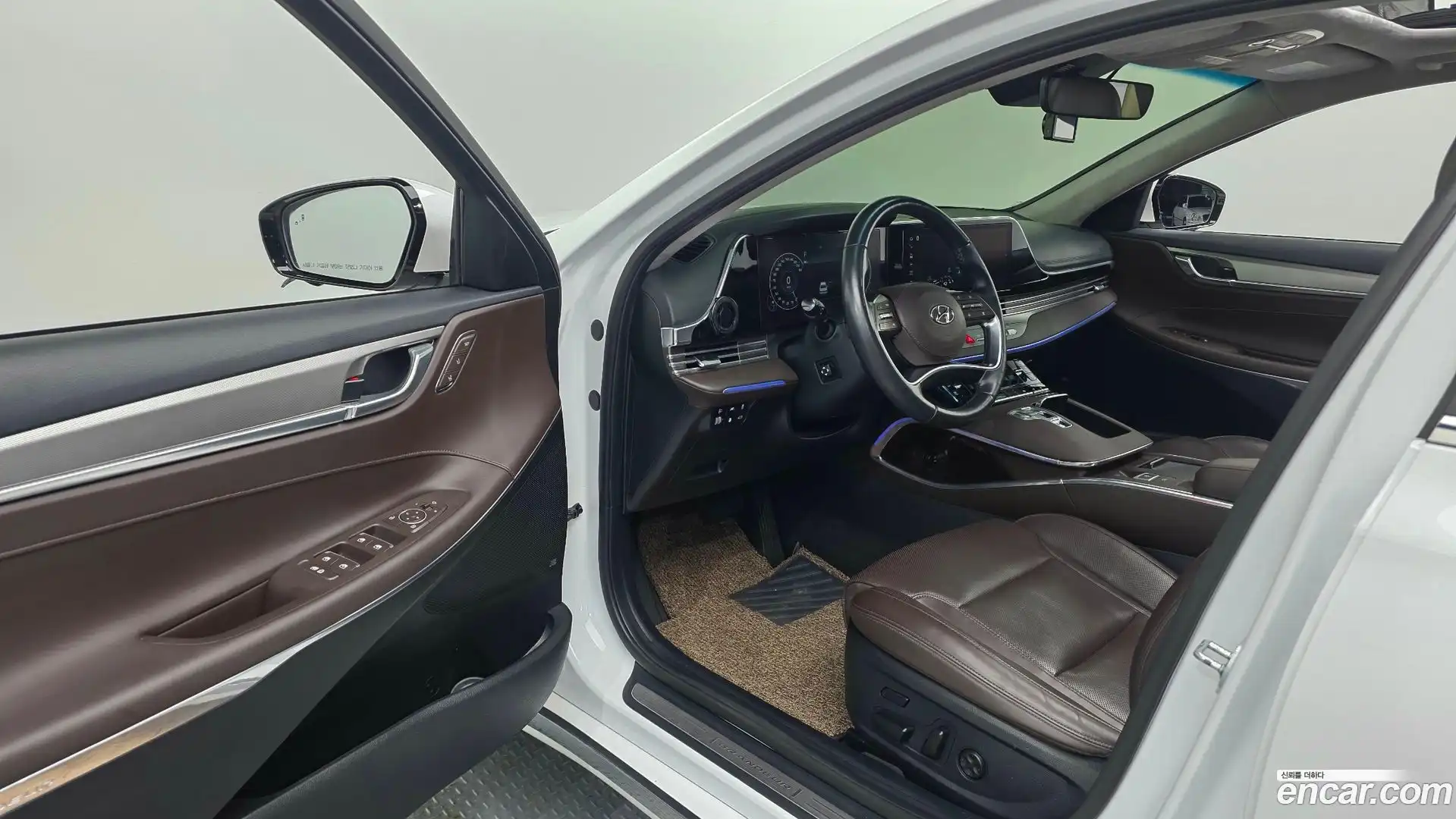 Grandeur Hyundai 2020.6-INNER-010