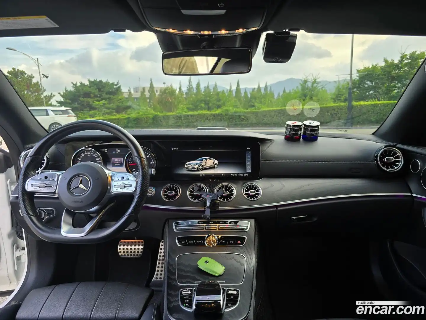 E-Class Mercedes-Benz 2019.5-INNER-007