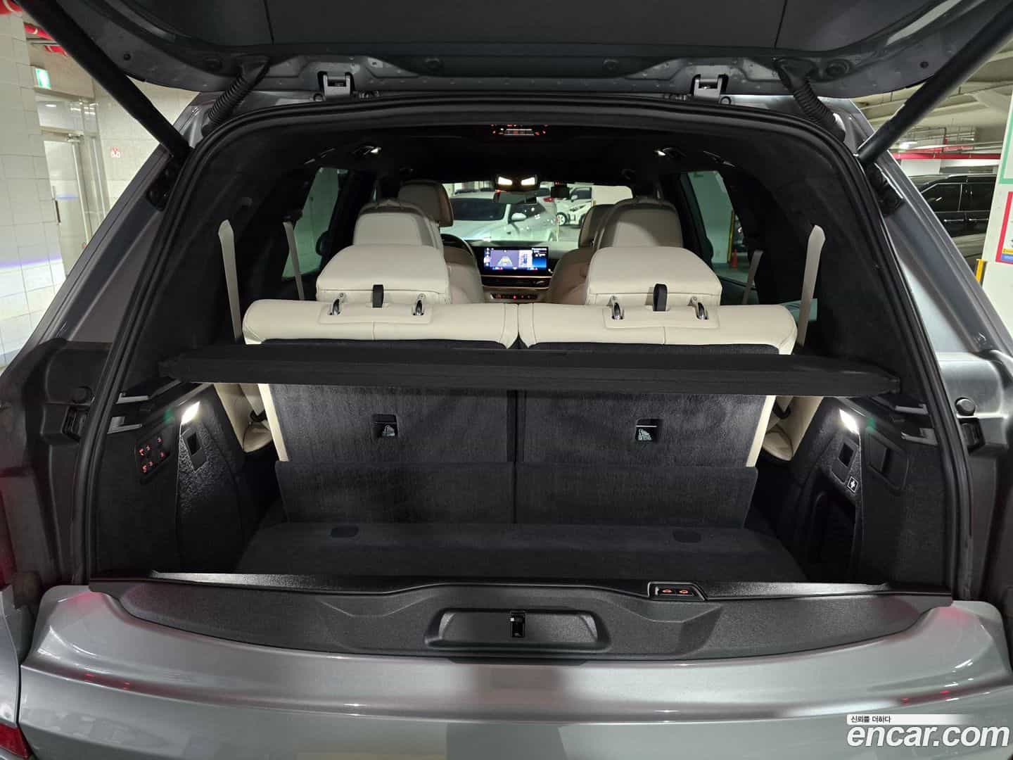 X7 BMW 2023.0-INNER-007