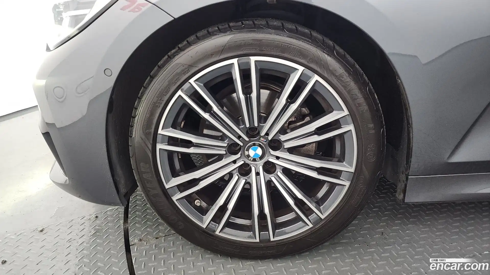 3-Series BMW 2021.4-OUTER-005
