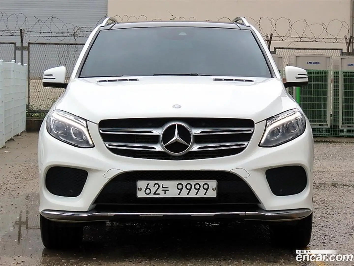 Main__Slider__Photo:GLE-Class Mercedes-Benz 2017.3-0