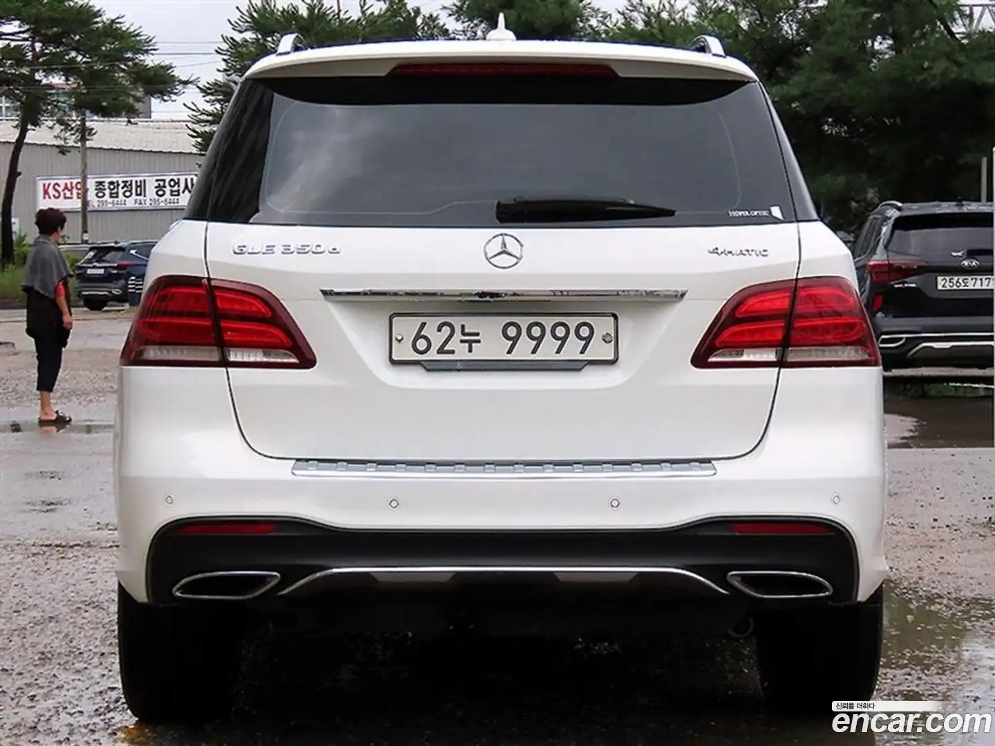 GLE-Class Mercedes-Benz 2017.3-OUTER-004