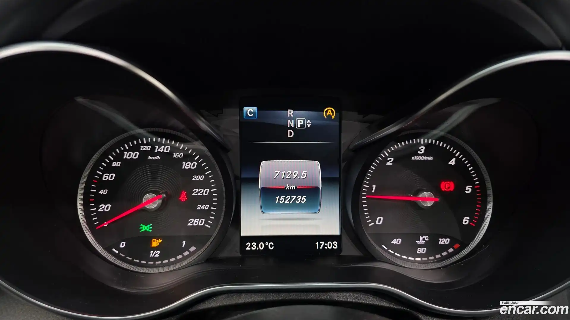 C-Class Mercedes-Benz 2015.3-INNER-008