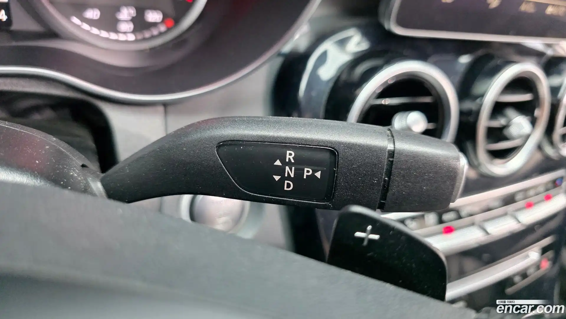 C-Class Mercedes-Benz 2015.3-INNER-009