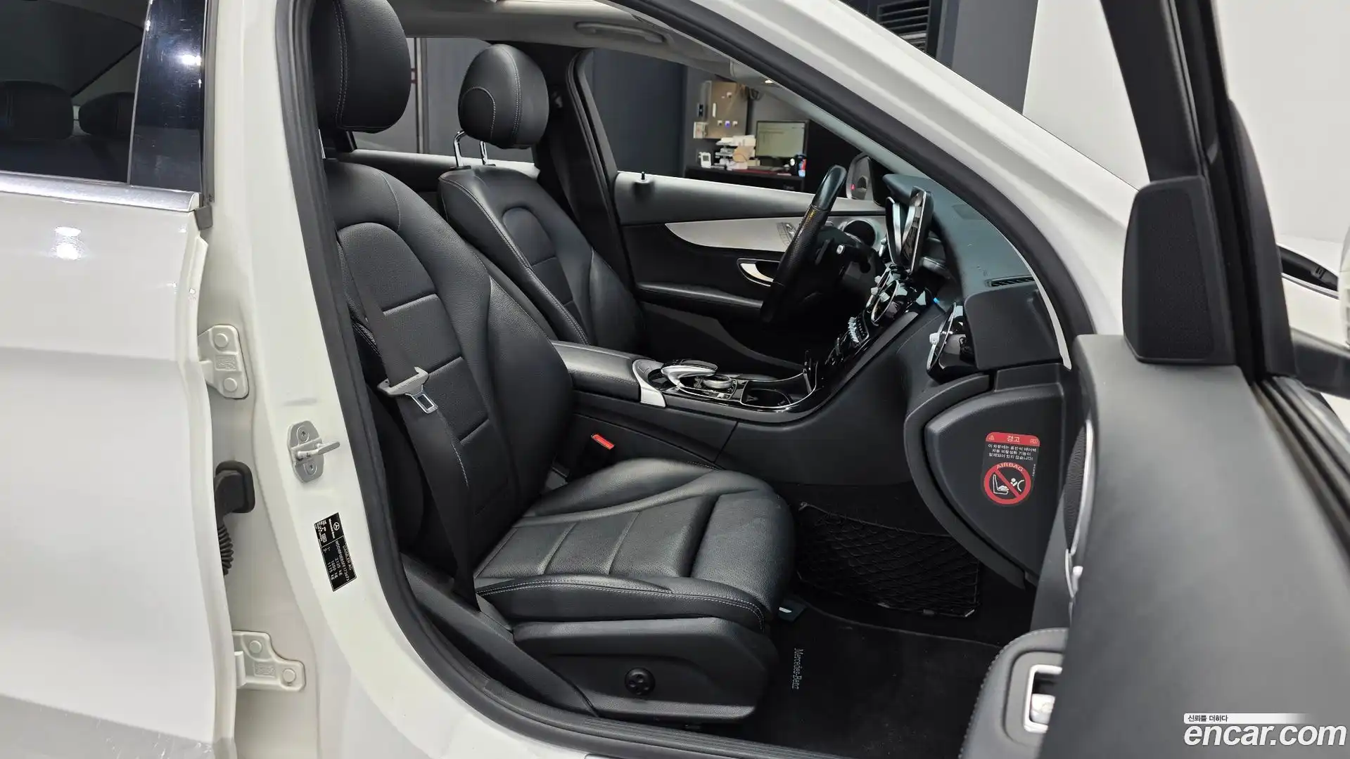 C-Class Mercedes-Benz 2015.3-OPTION-015