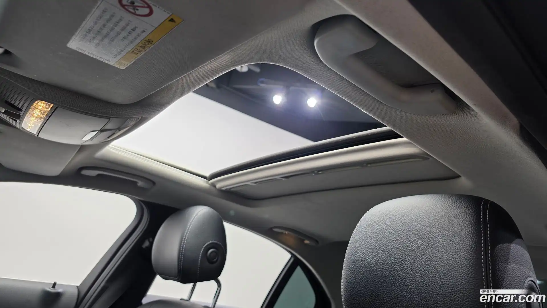 C-Class Mercedes-Benz 2015.3-OPTION-023