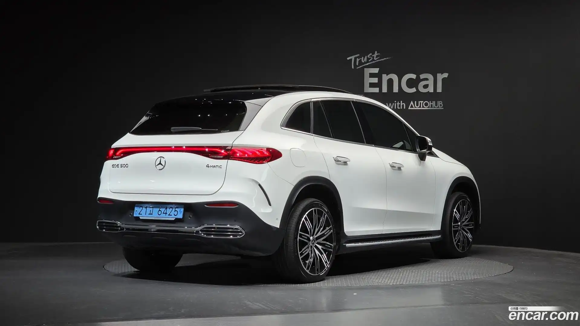 EQE Mercedes-Benz 2023.11-OUTER-002