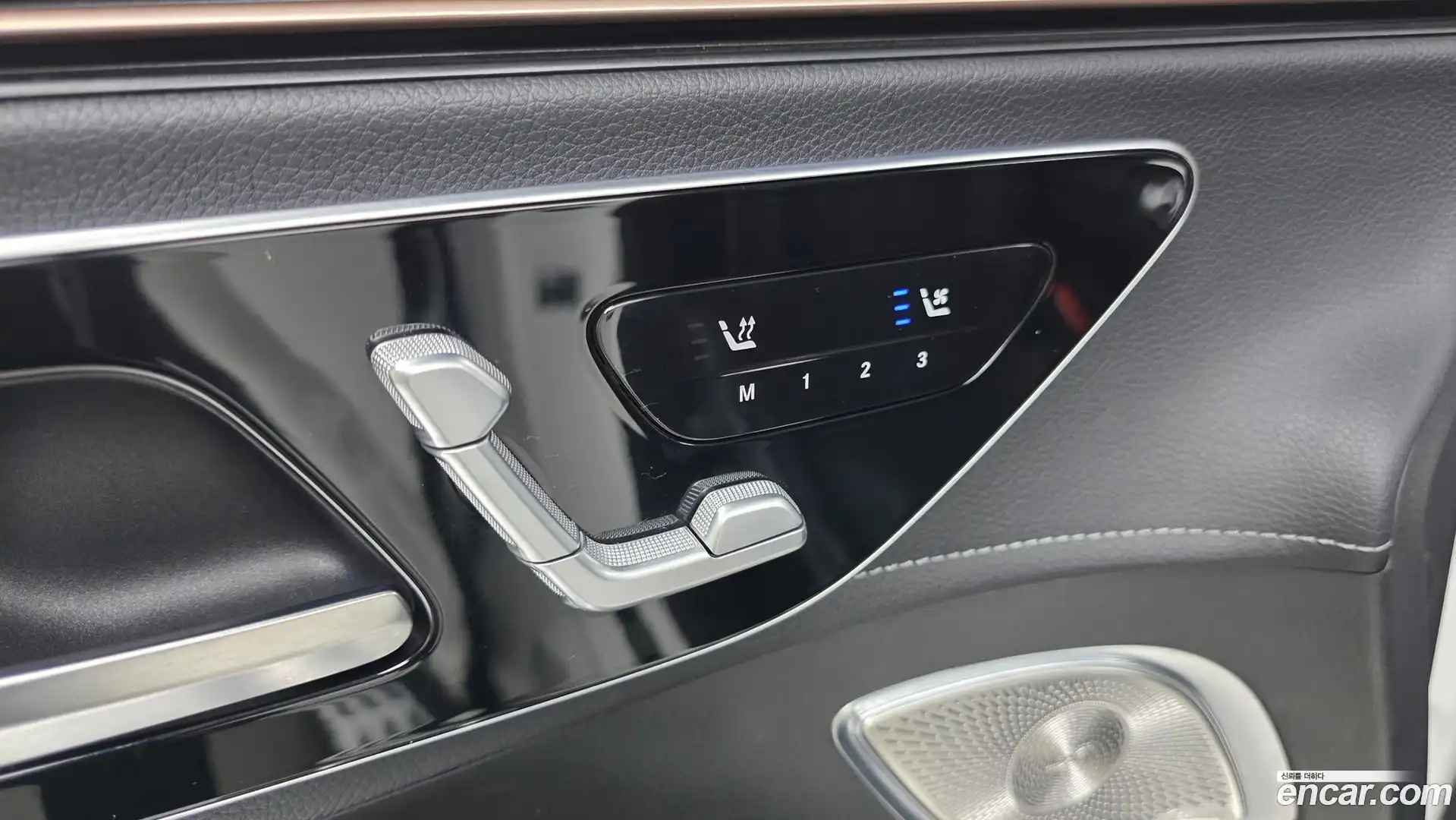 EQE Mercedes-Benz 2023.11-OPTION-041