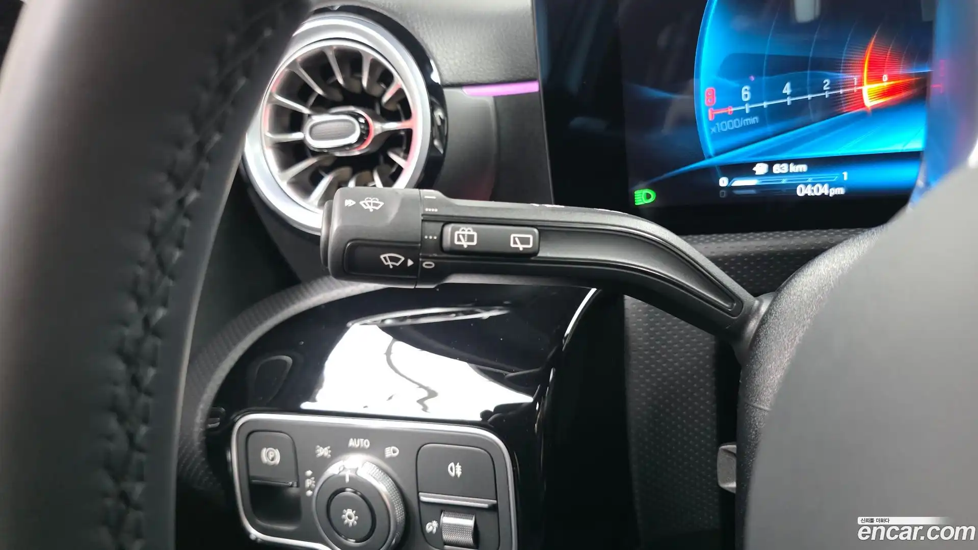 A-Class Mercedes-Benz 2025.6-OPTION-024