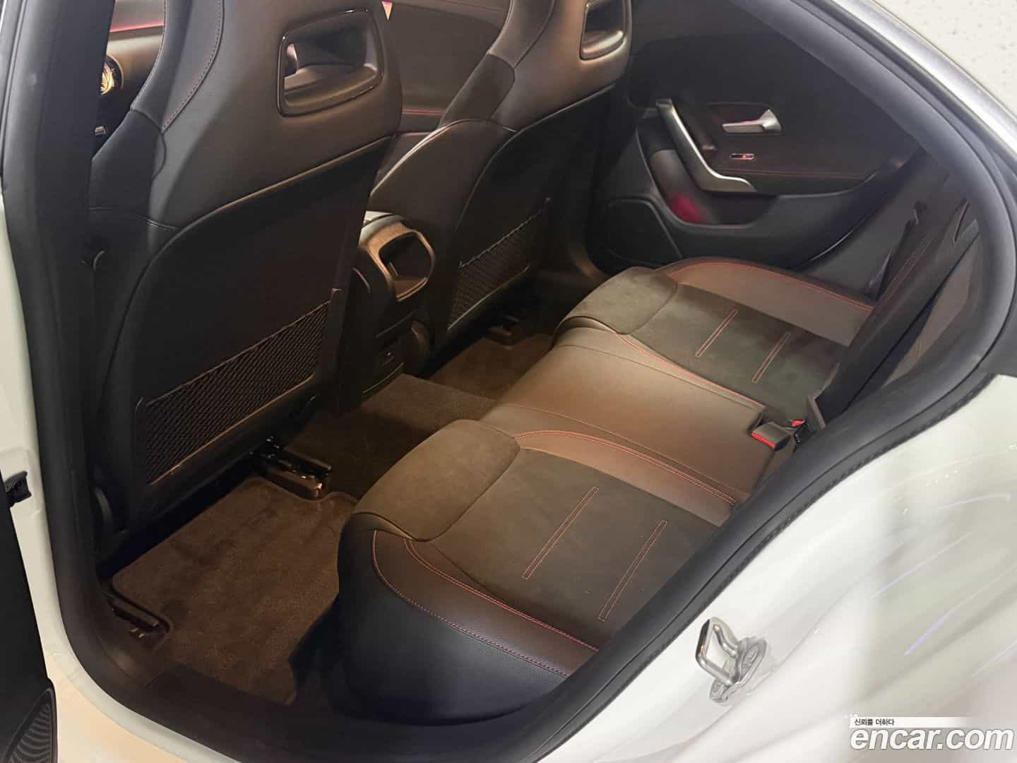 CLA-Class Mercedes-Benz 2021.10-OPTION-016
