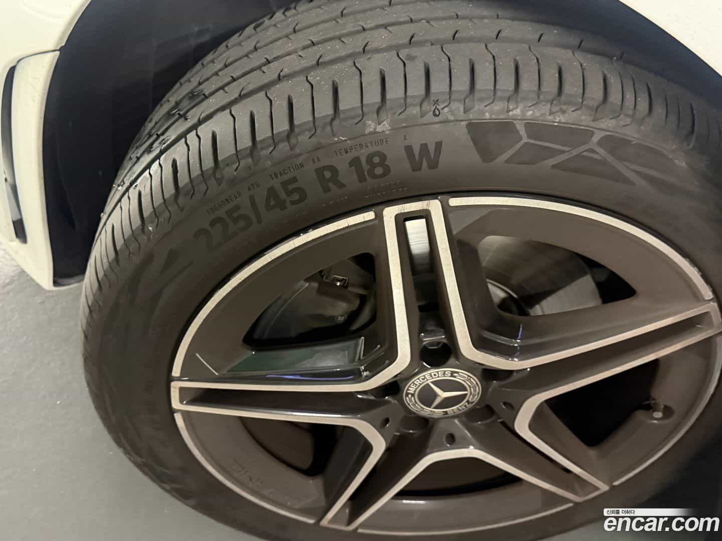 CLA-Class Mercedes-Benz 2021.10-OPTION-017