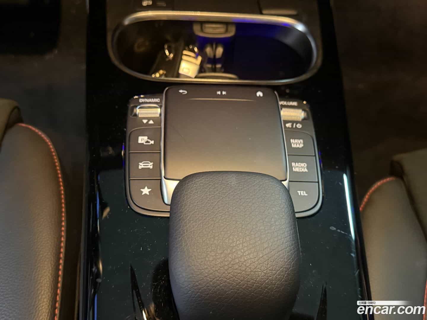 CLA-Class Mercedes-Benz 2021.10-OPTION-019