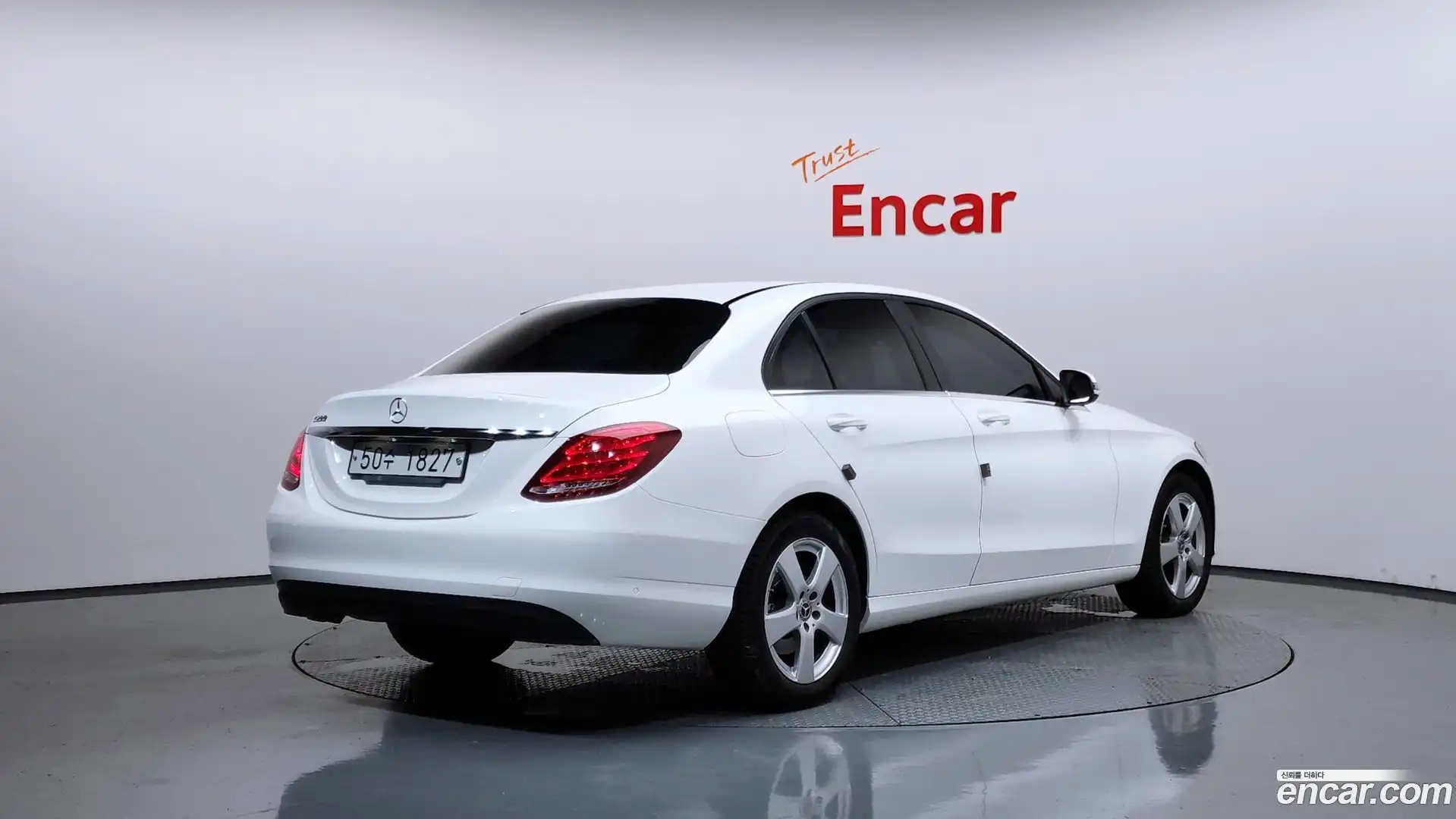 C-Class Mercedes-Benz 2018.2-OUTER-002