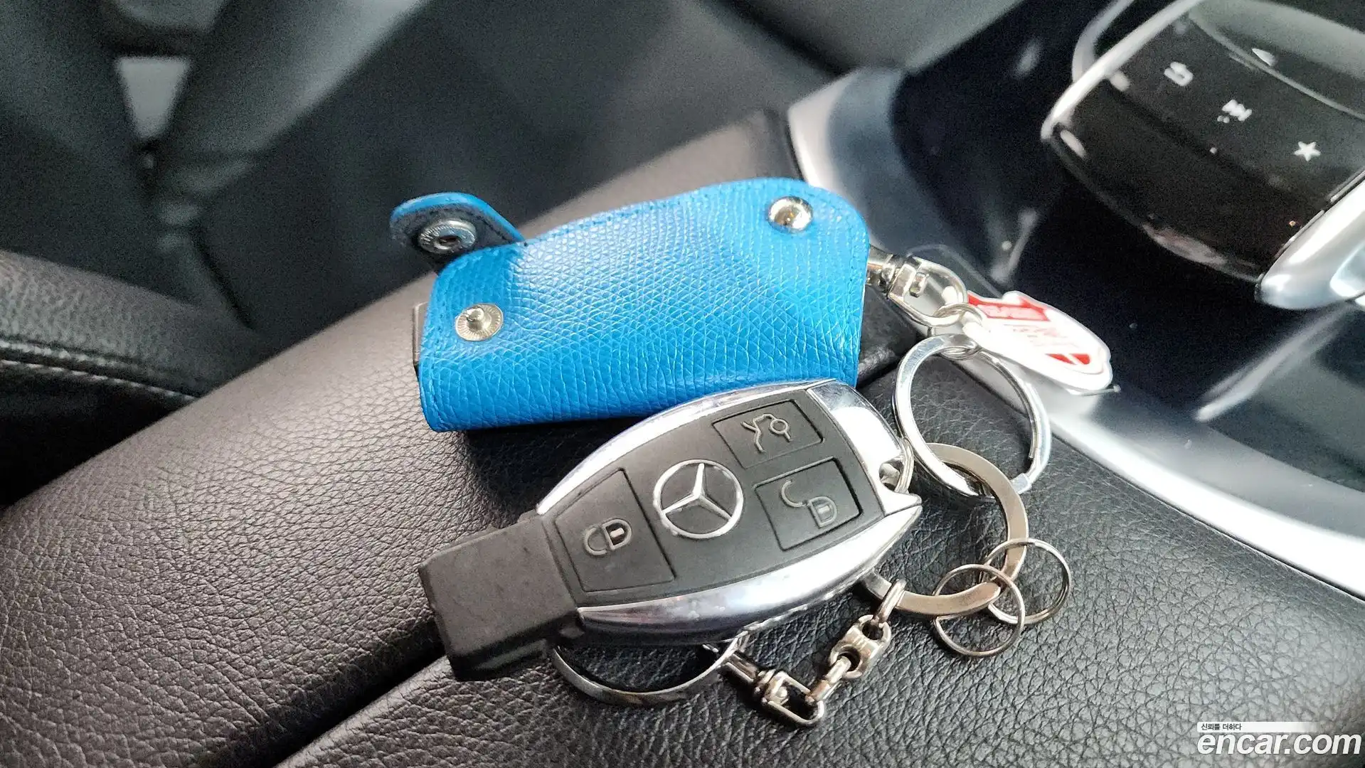 C-Class Mercedes-Benz 2018.2-OPTION-020