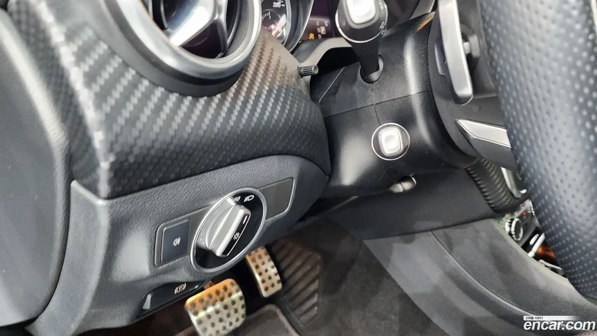 A-Class Mercedes-Benz 2018.1-OPTION-024
