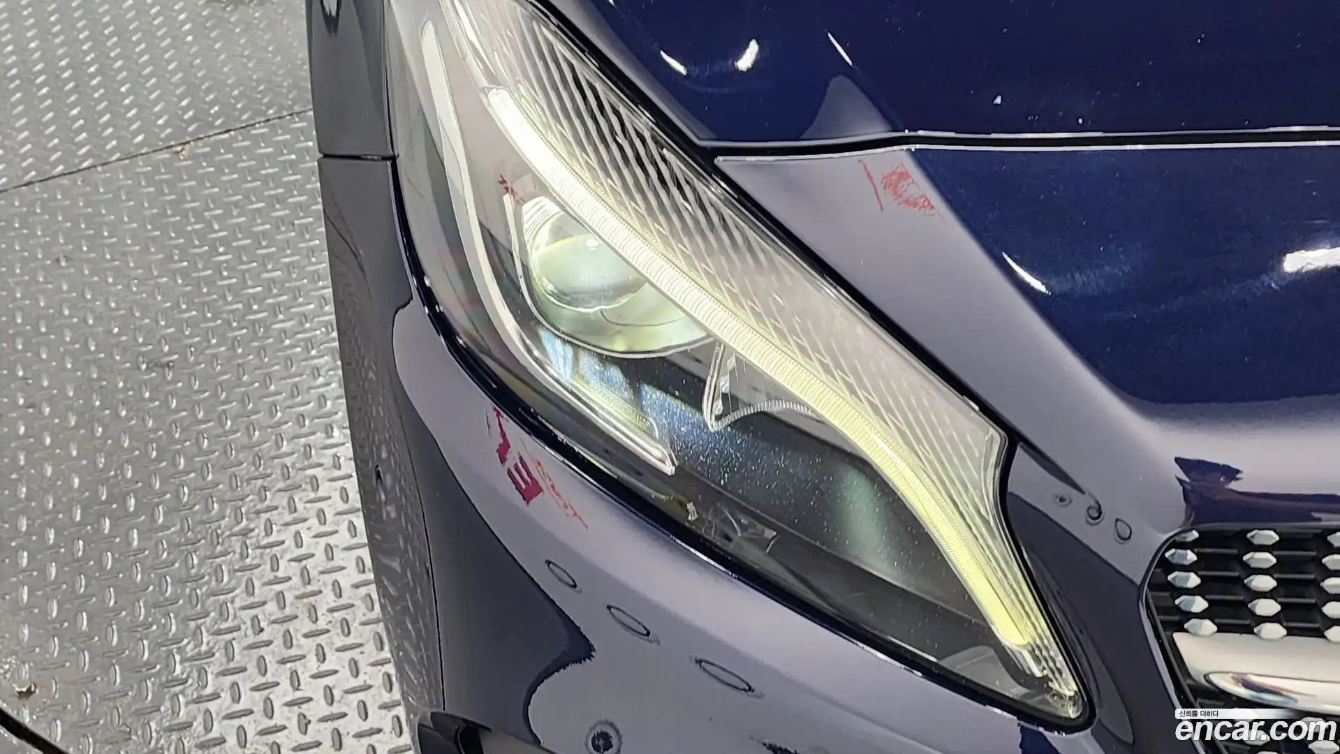 A-Class Mercedes-Benz 2018.1-OUTER-032