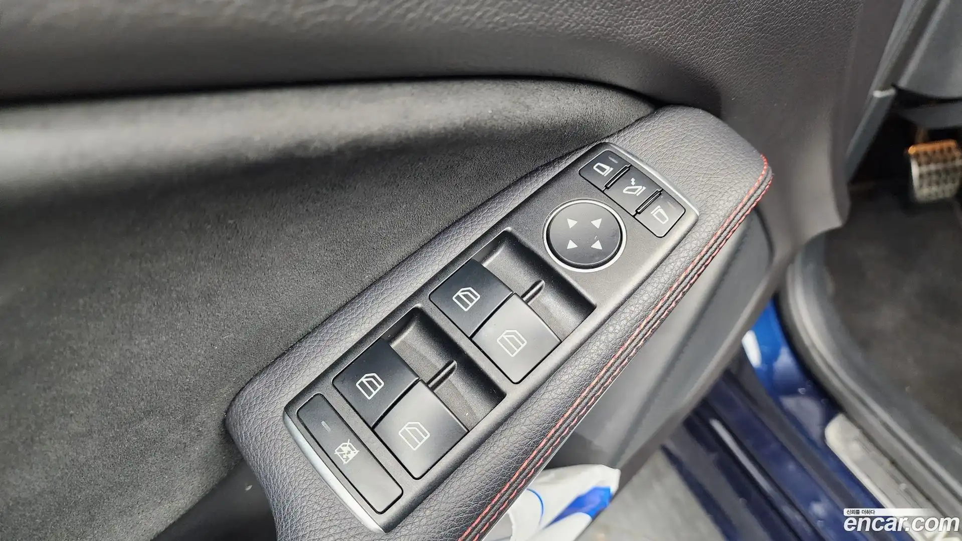A-Class Mercedes-Benz 2018.1-OPTION-042