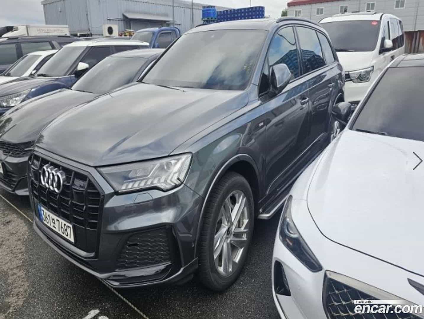 Q7 Audi 2021.11-OUTER-002