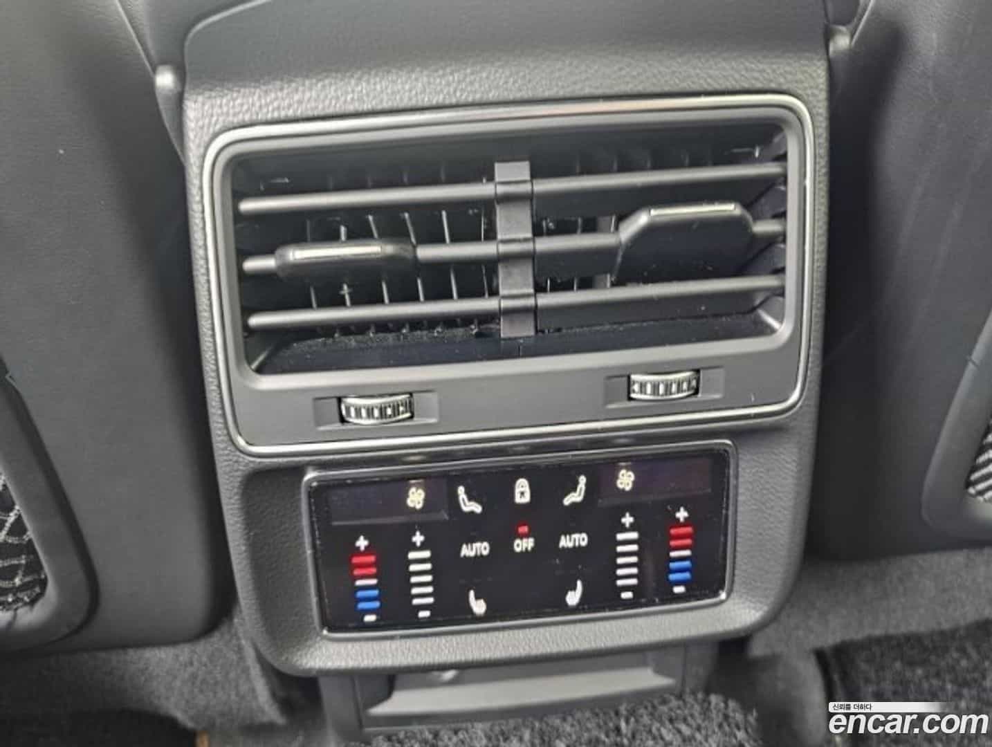 Q7 Audi 2021.11-INNER-008