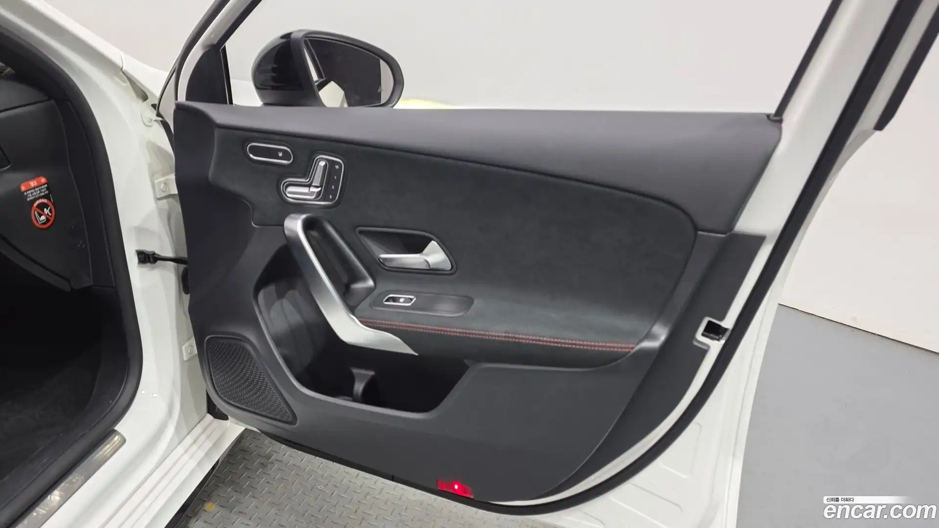 A-Class Mercedes-Benz 2022.11-INNER-034
