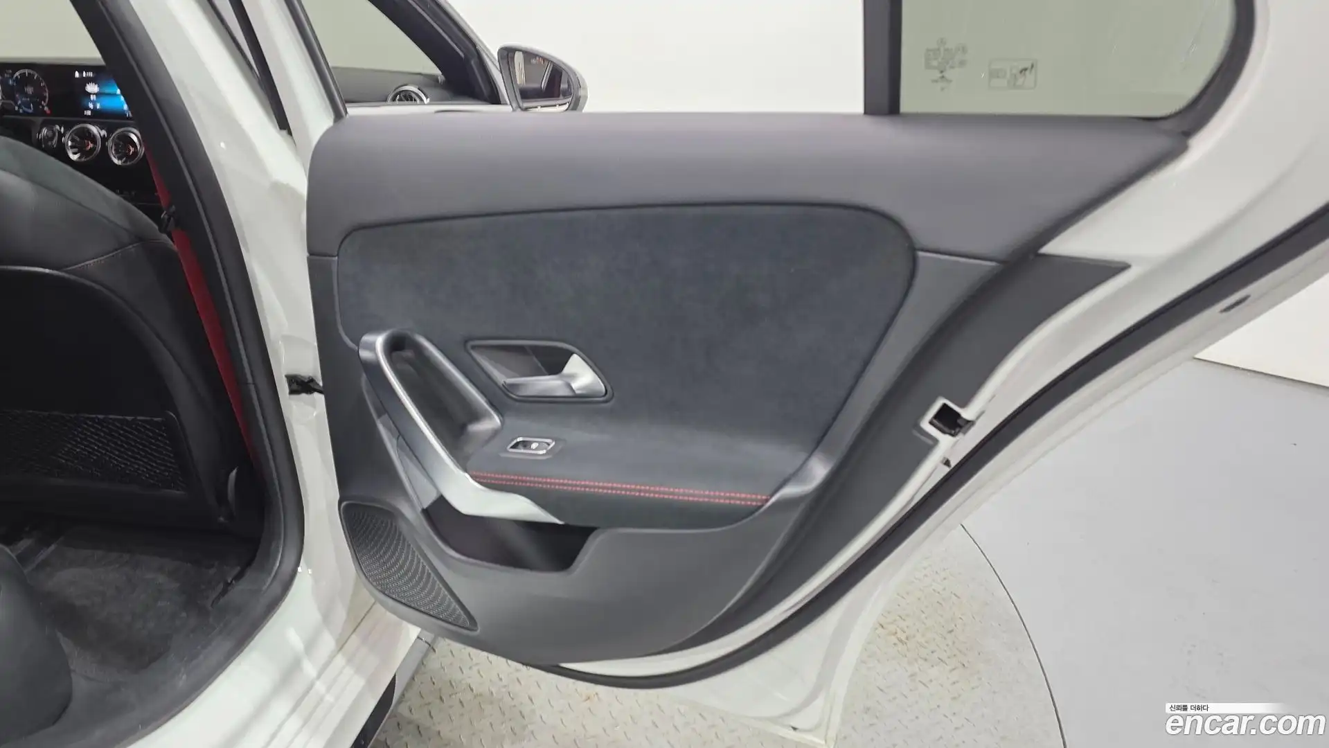 A-Class Mercedes-Benz 2022.11-INNER-035