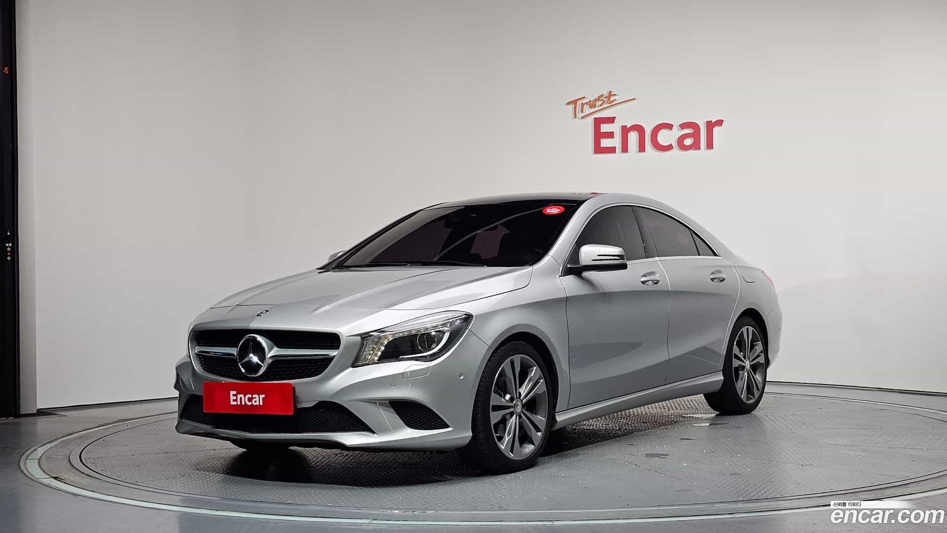 CLA-Class Mercedes-Benz 2016.5-OUTER-001