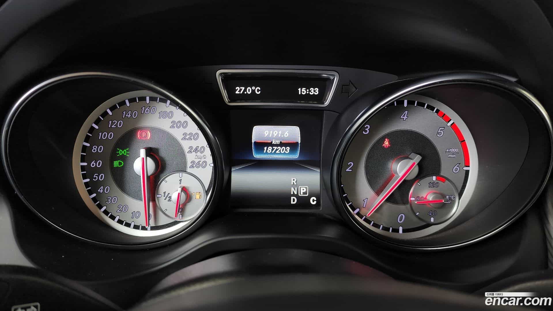 CLA-Class Mercedes-Benz 2016.5-INNER-008