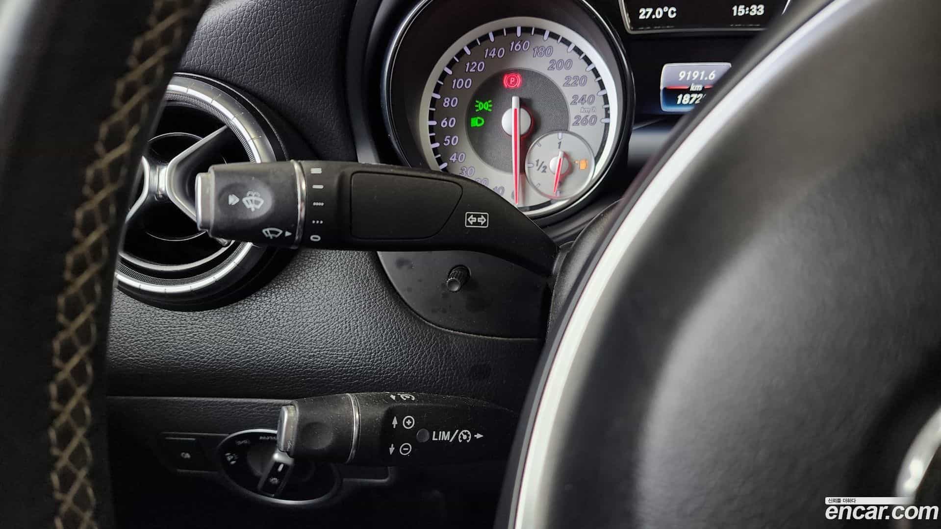 CLA-Class Mercedes-Benz 2016.5-OPTION-023