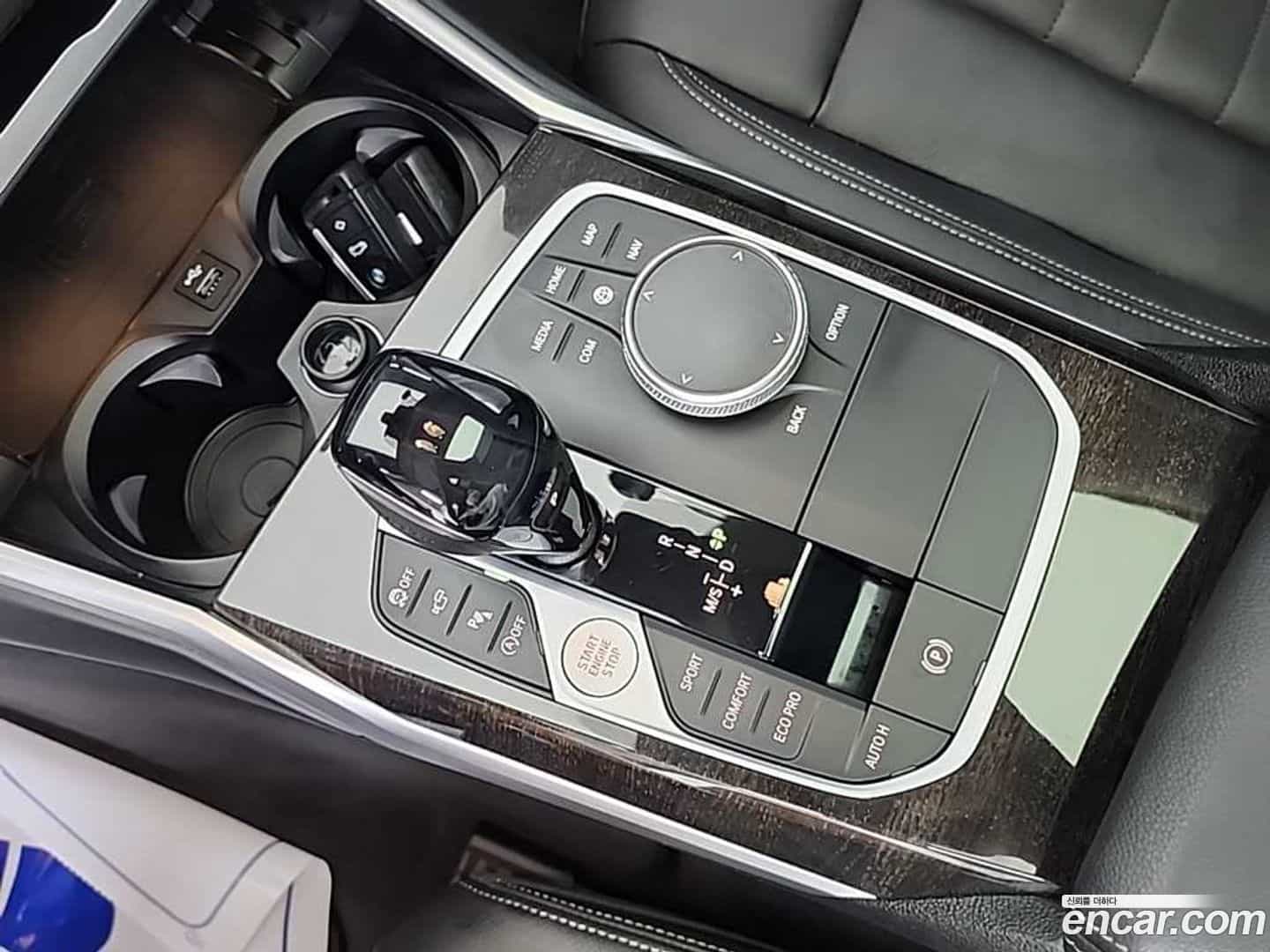 3-Series BMW 2021.5-INNER-008