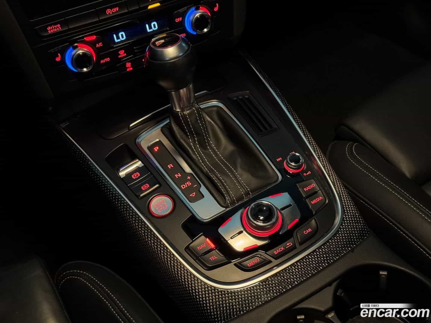 SQ5 Audi 2016.10-INNER-009
