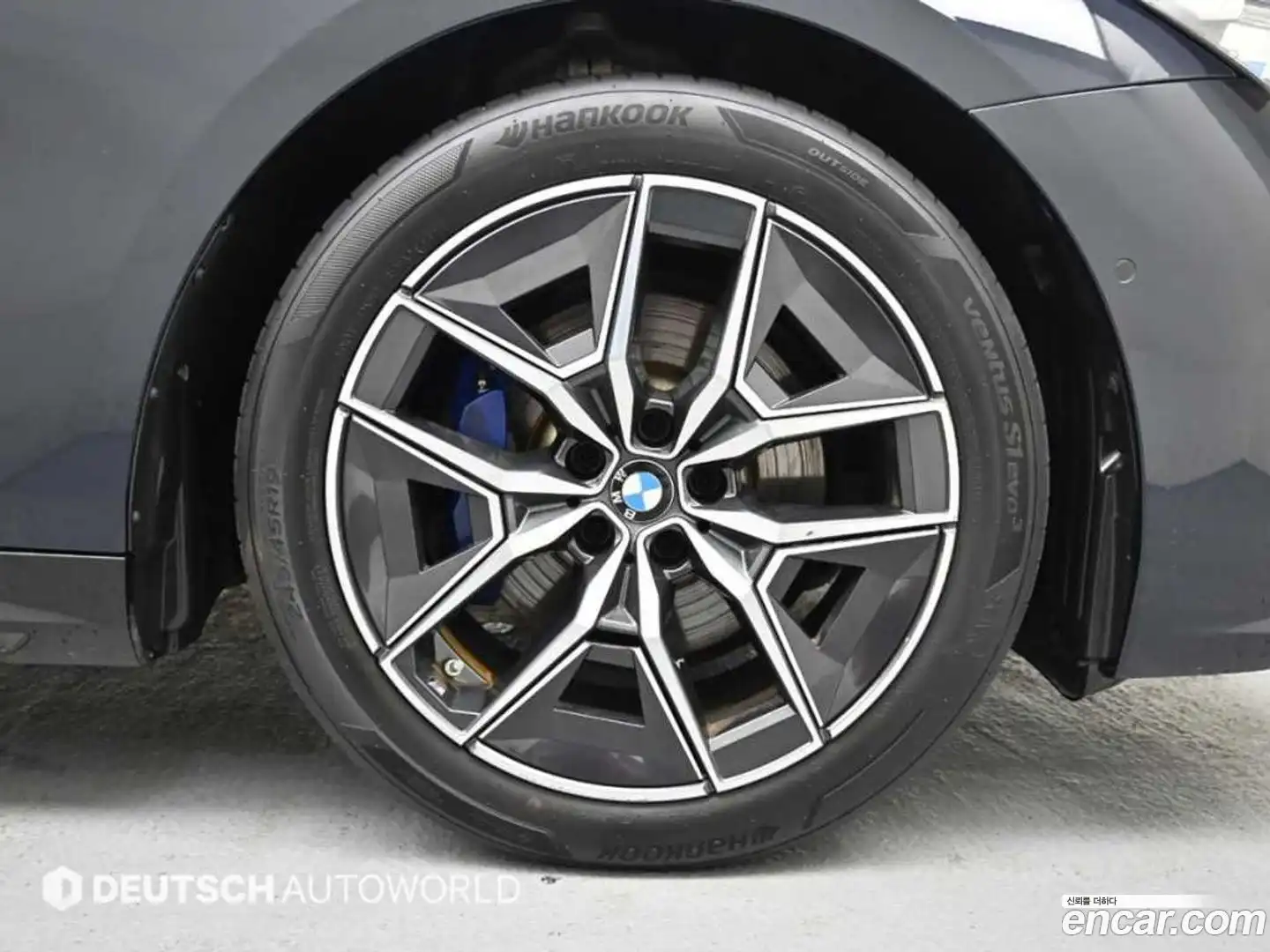 5-Series BMW 2025.0-OUTER-005
