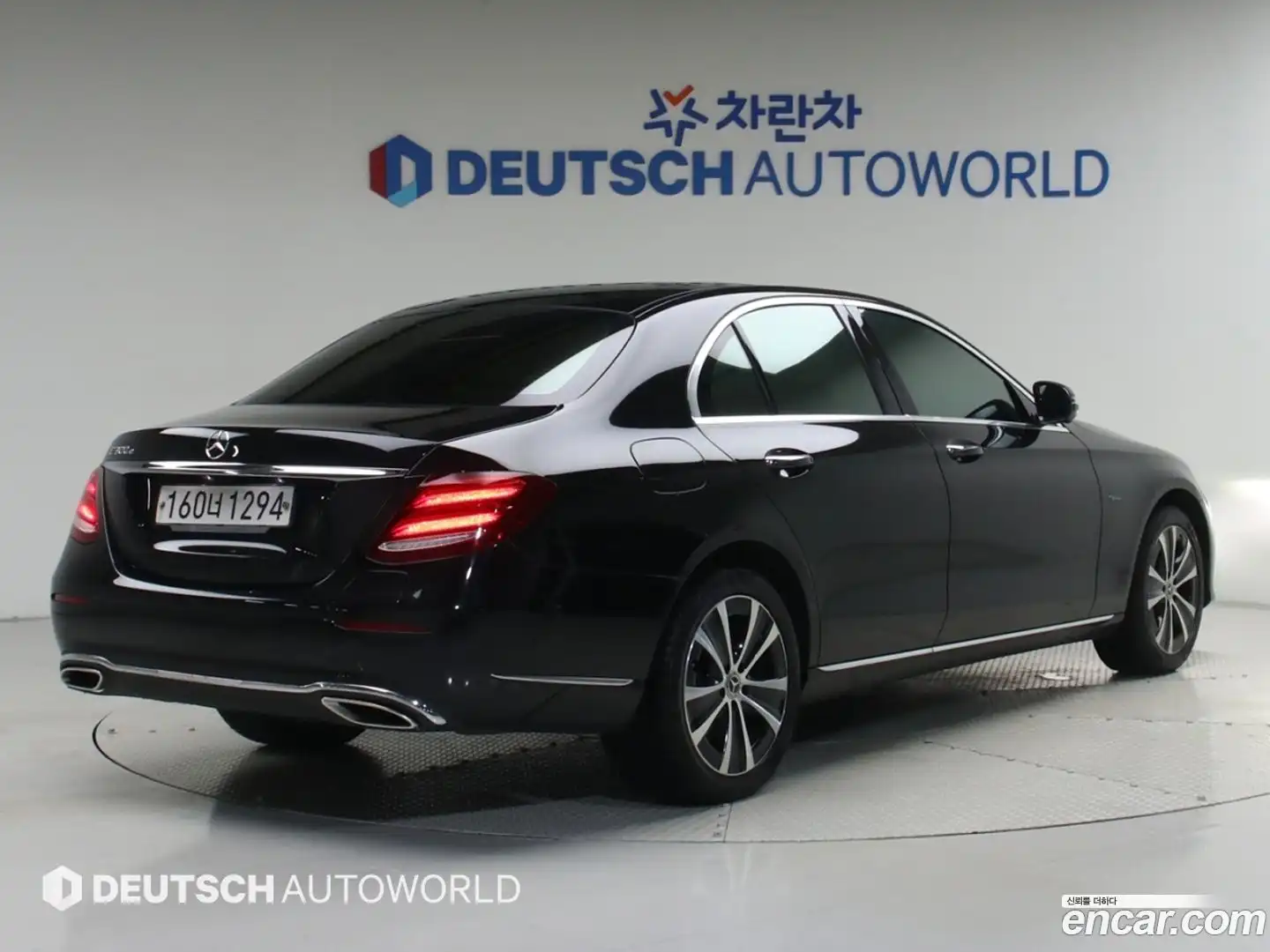 E-Class Mercedes-Benz 2019.11-OUTER-002