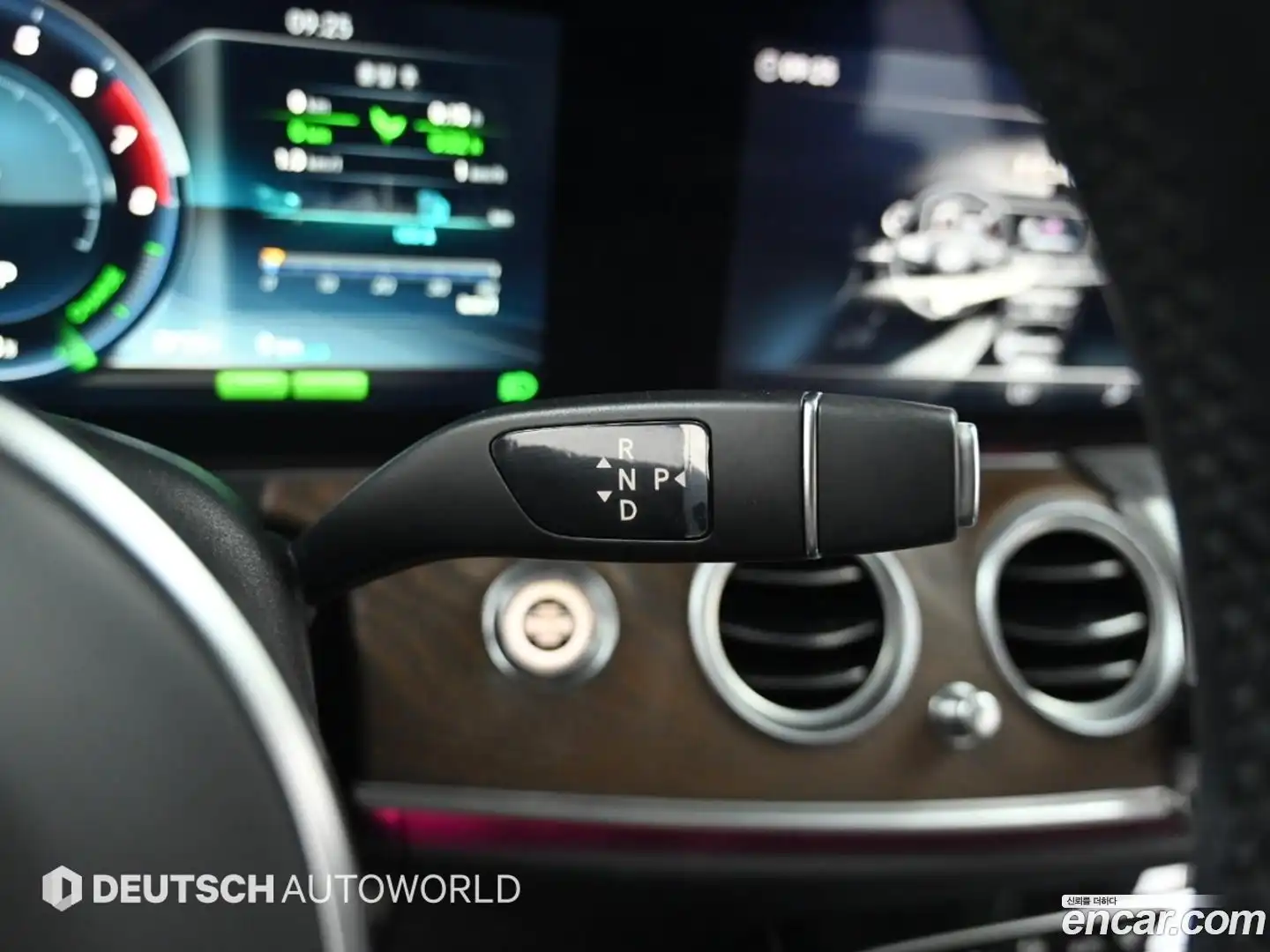 E-Class Mercedes-Benz 2019.11-INNER-009