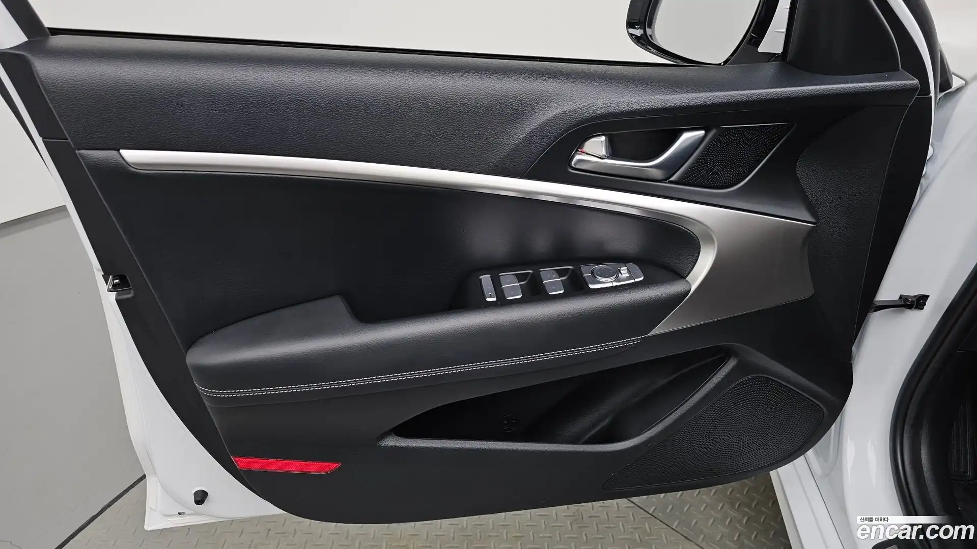 G70 Genesis 2020.11-INNER-034