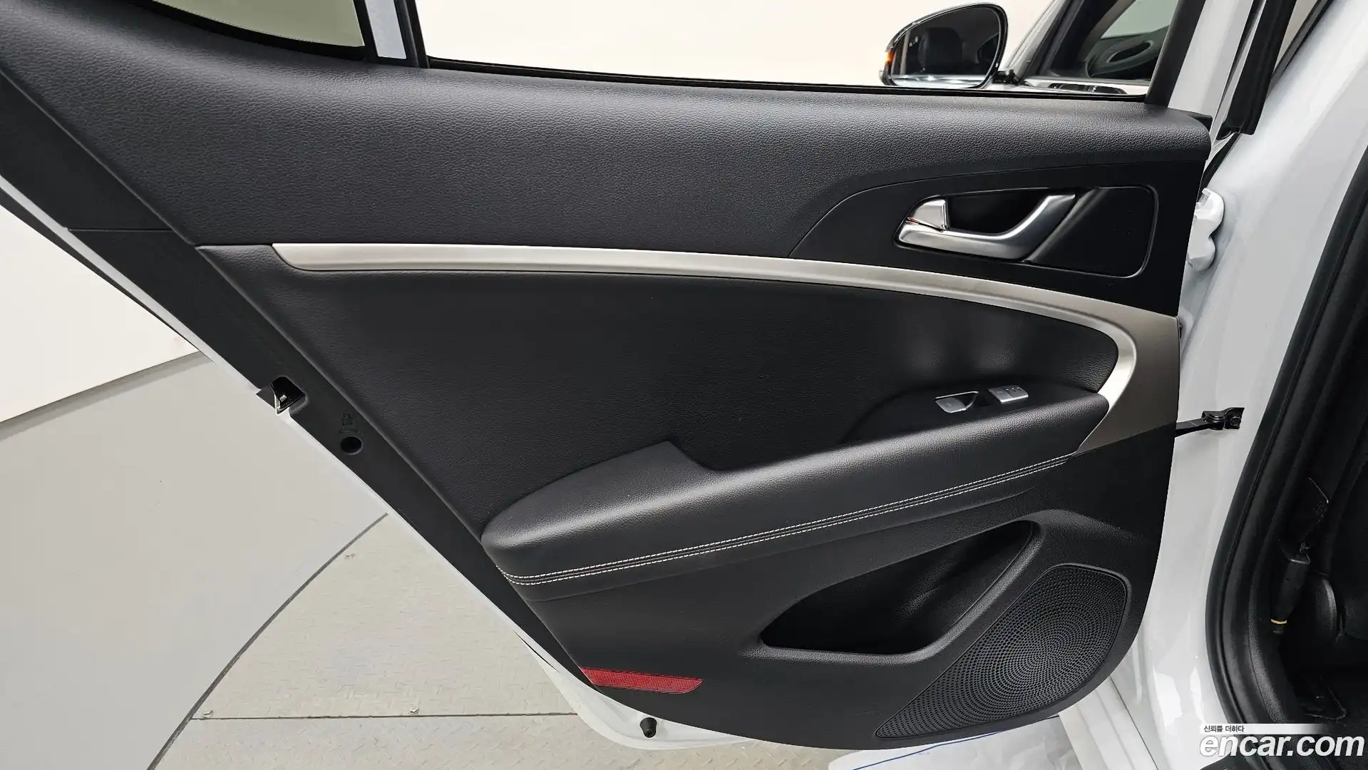 G70 Genesis 2020.11-INNER-035
