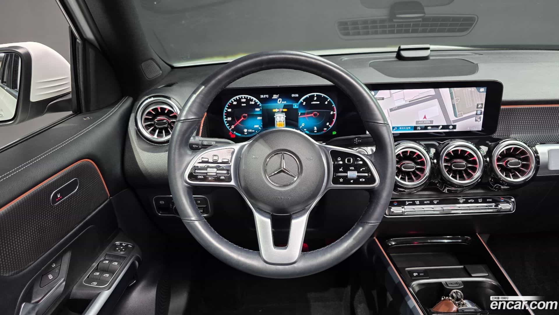 GLB-Class Mercedes-Benz 2022.3-OPTION-017
