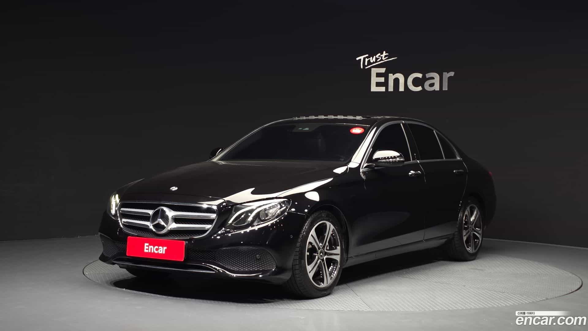 E-Class Mercedes-Benz 2018.2-OUTER-001