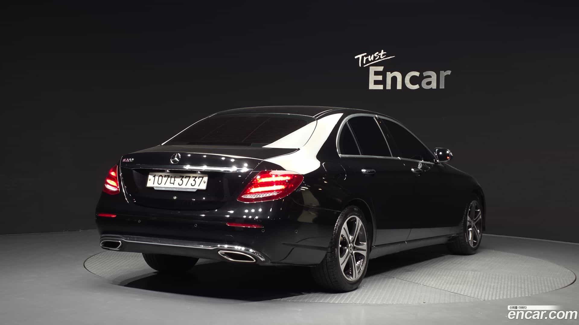 E-Class Mercedes-Benz 2018.2-OUTER-002