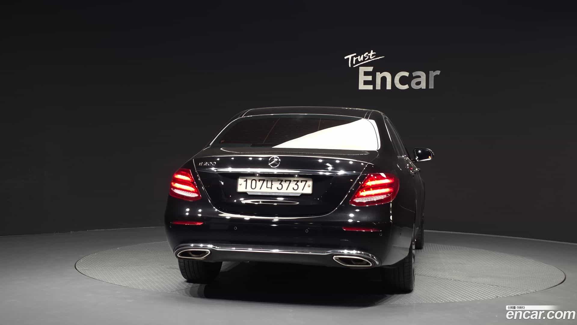 E-Class Mercedes-Benz 2018.2-OUTER-004