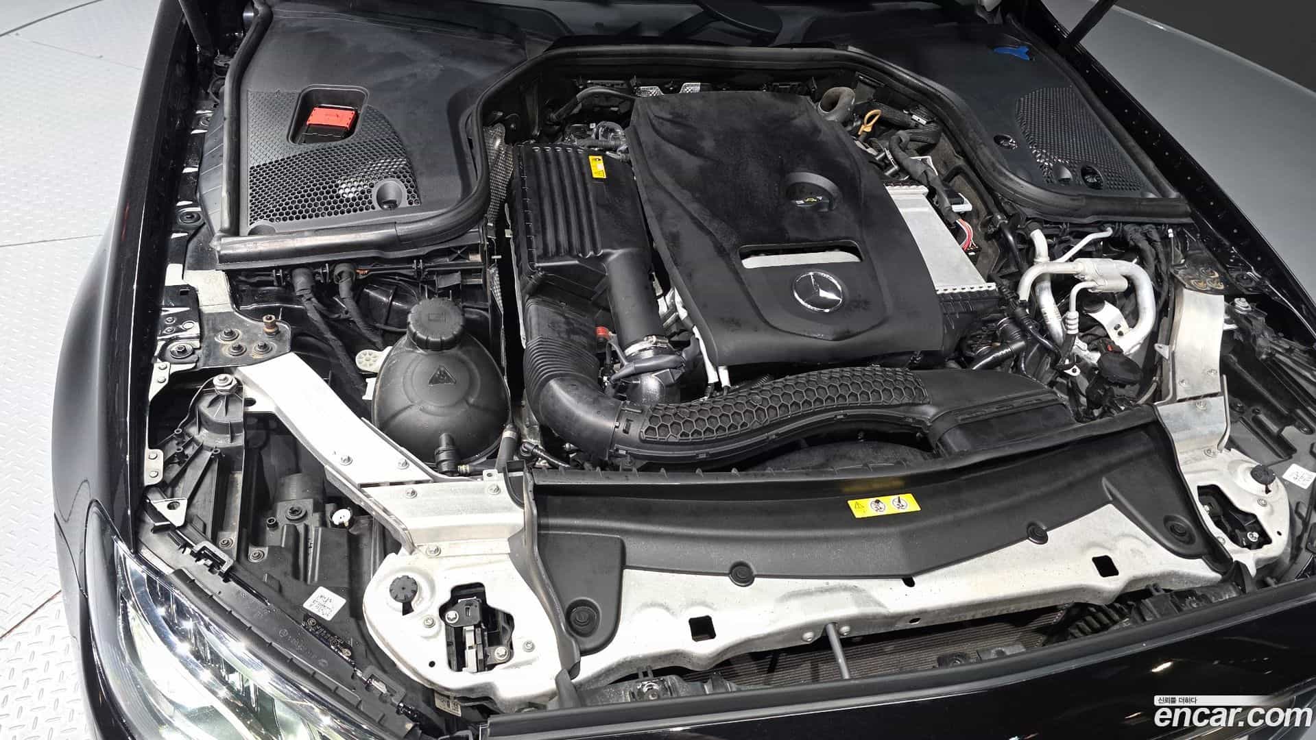 E-Class Mercedes-Benz 2018.2-OUTER-006