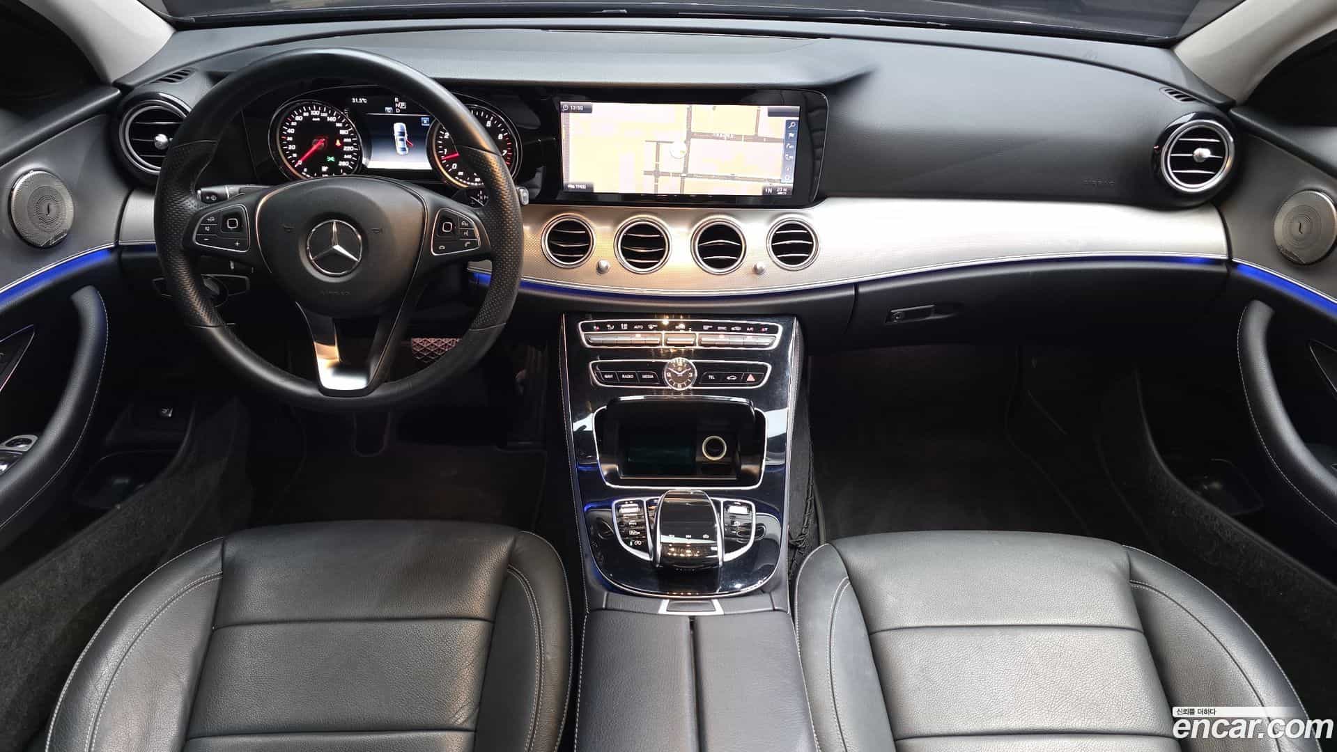 E-Class Mercedes-Benz 2018.2-INNER-007