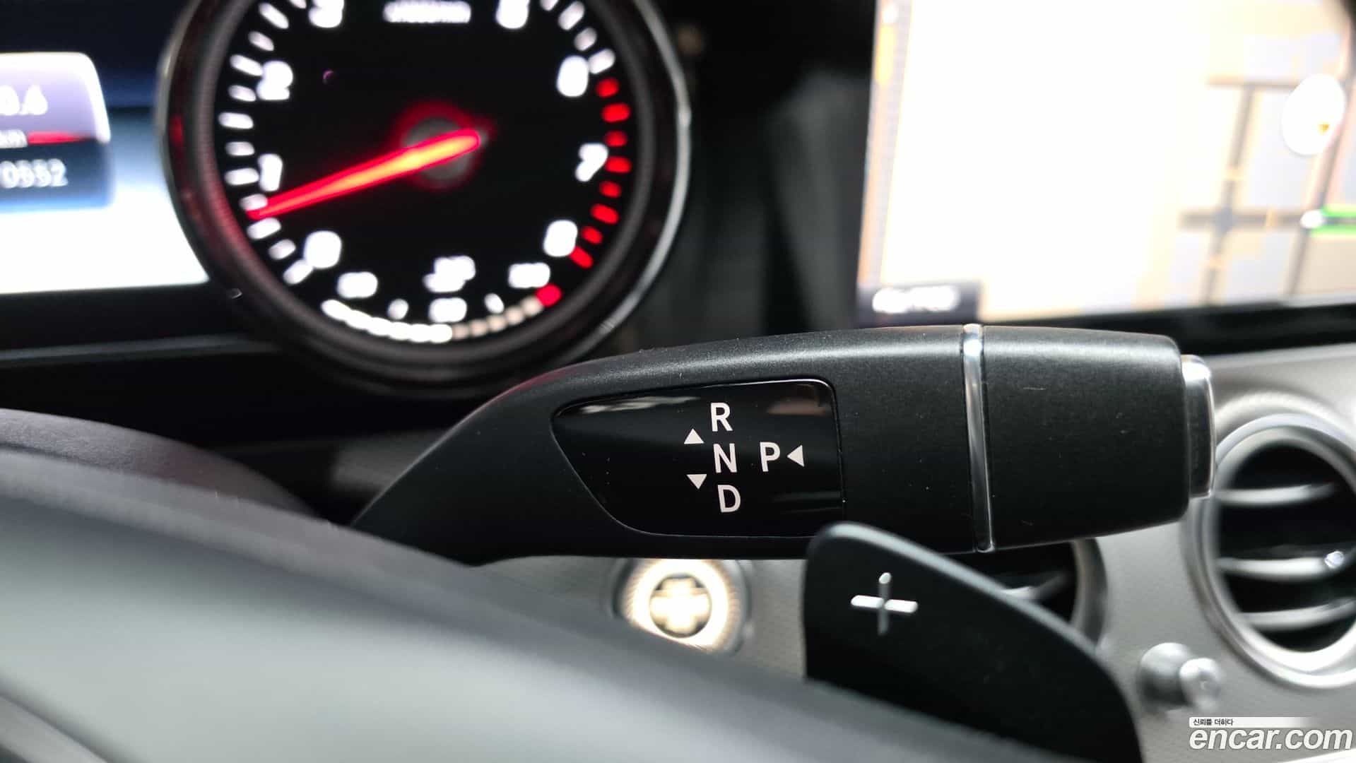 E-Class Mercedes-Benz 2018.2-INNER-009
