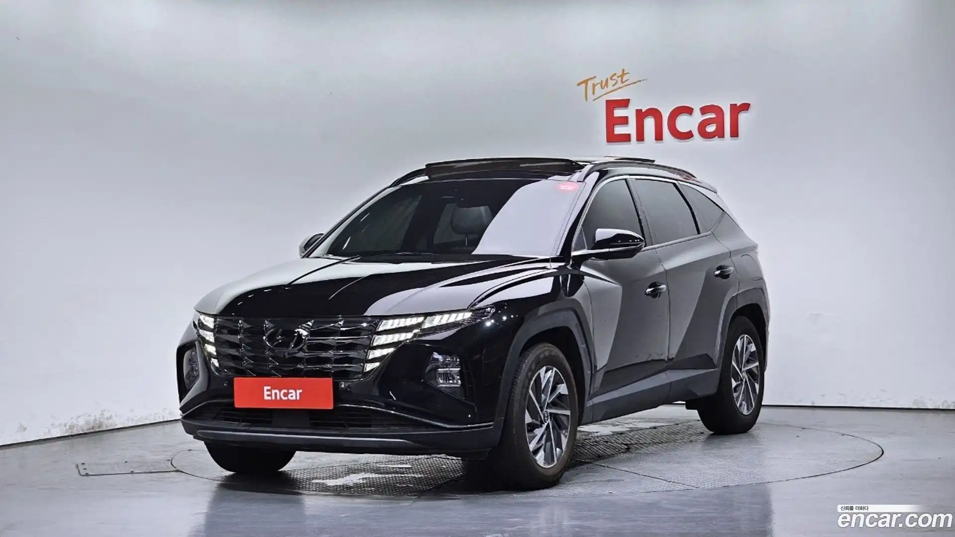 Tucson Hyundai 2023.0-OUTER-001