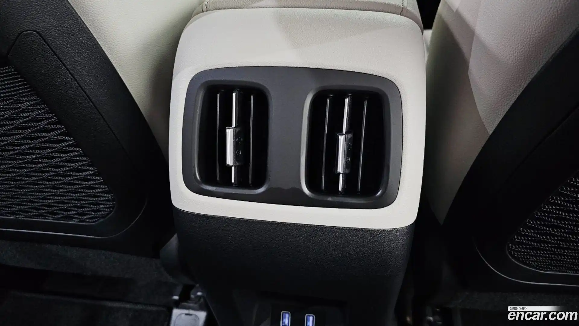 Tucson Hyundai 2023.0-OPTION-044