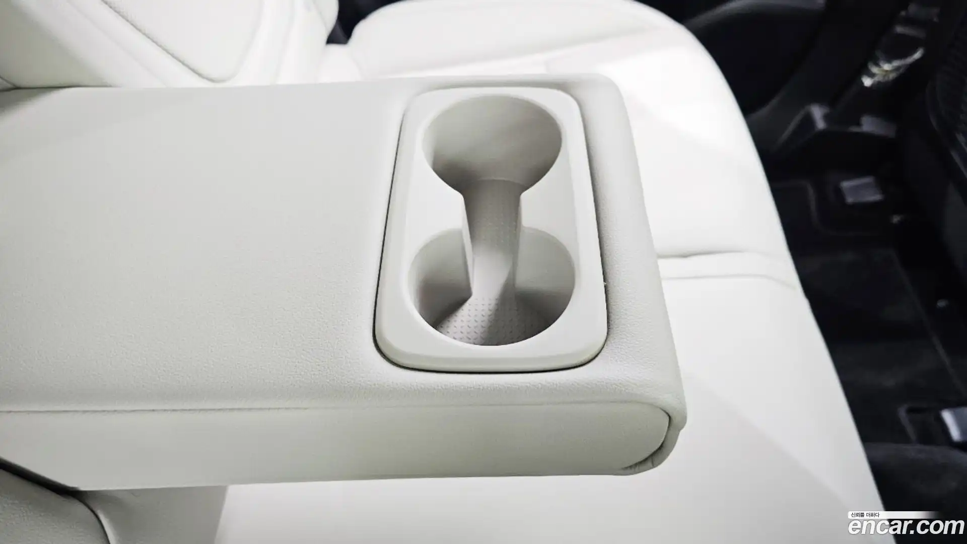 Tucson Hyundai 2023.0-OPTION-045