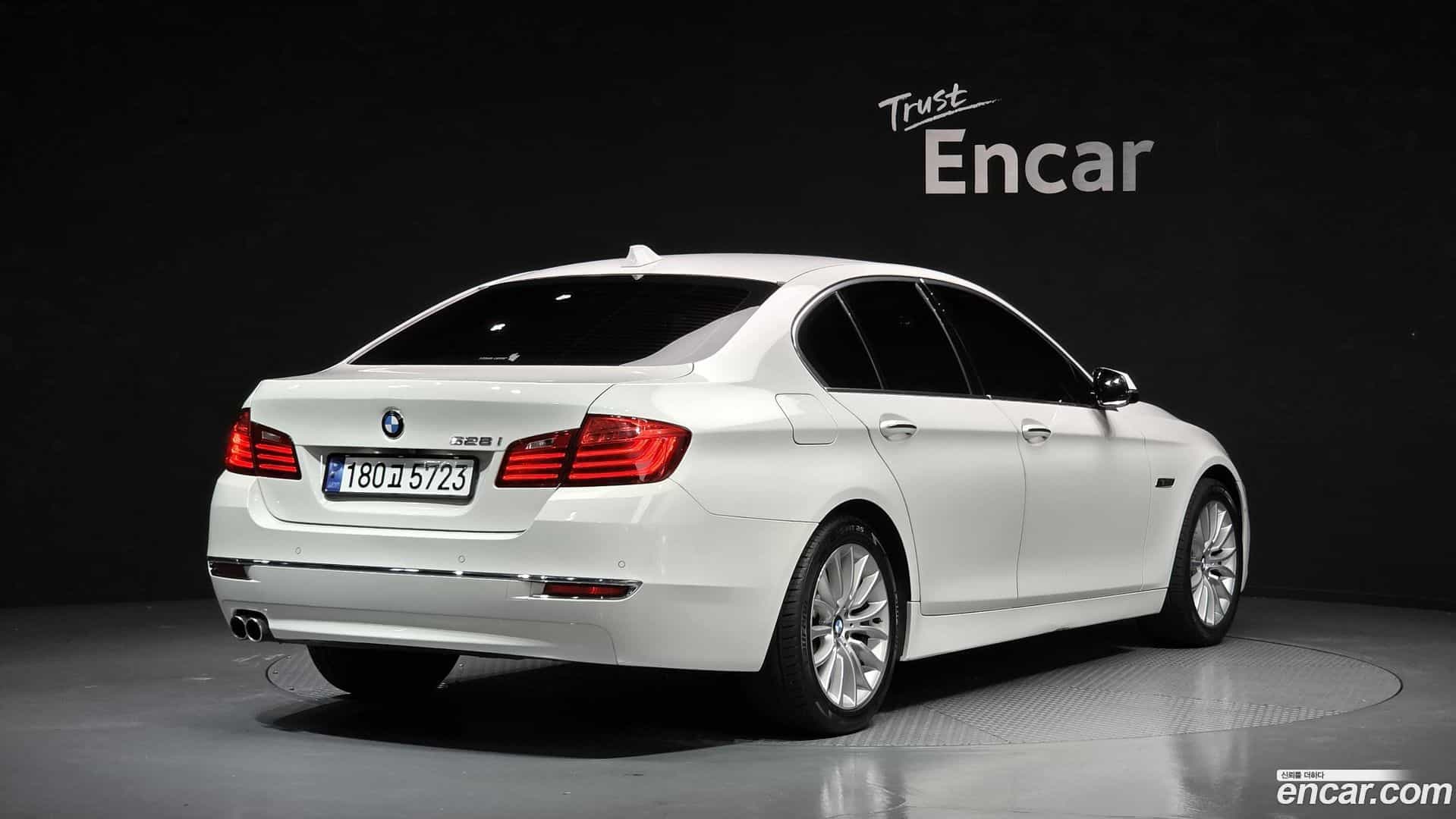 5-Series BMW 2014.2-OUTER-002